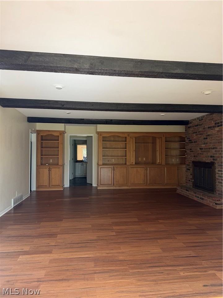 30800 Gates Mills Blvd - Photo 6 of 38