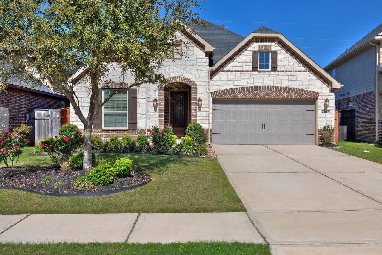 28006 Laurel Garden Ln - Photo 2 of 33