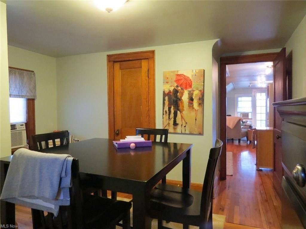 13834 Clifton Blvd - Photo 5 of 22
