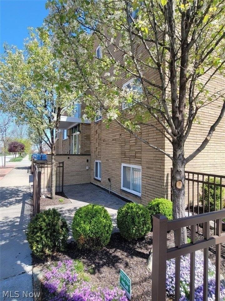 1675 Woodward Ave #3 - Photo 2 of 35