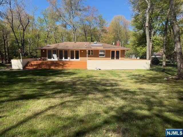 363 Valley Rd - Photo 2 of 31