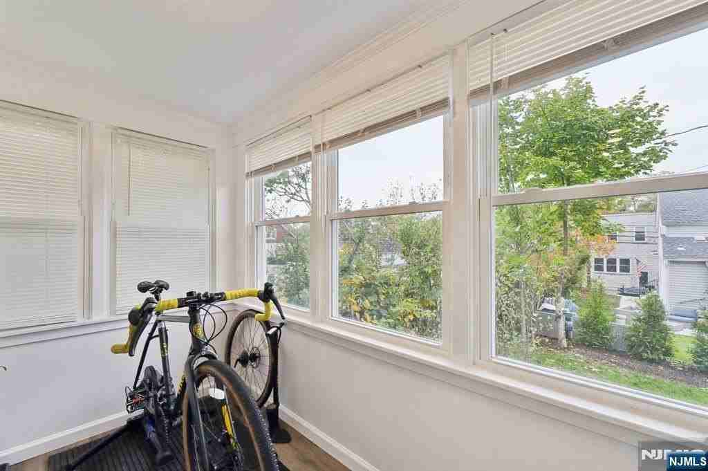 567 S Broad St Rear - Photo 2 of 16