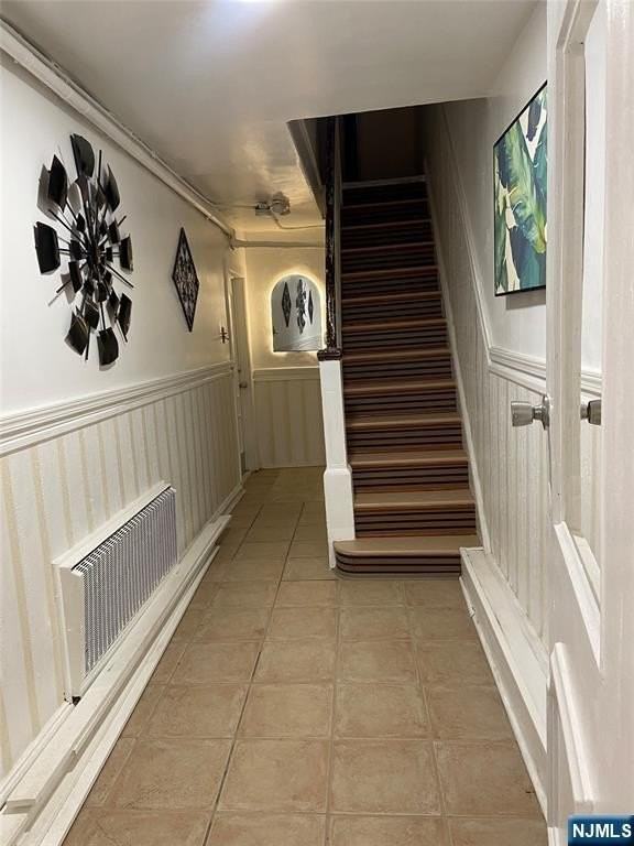 477 Mercer St - Photo 2 of 13