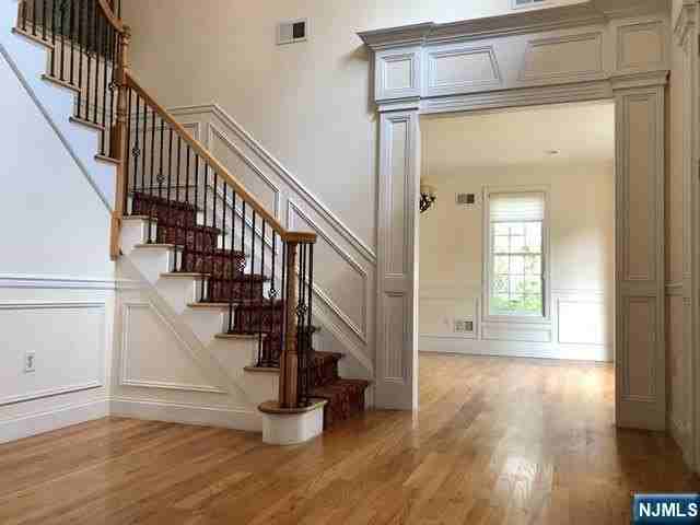 43 Mountain View Rd - Photo 3 of 25