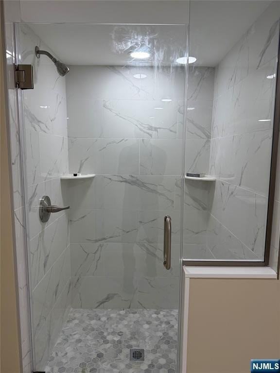 595 Elm Ave - Photo 7 of 8