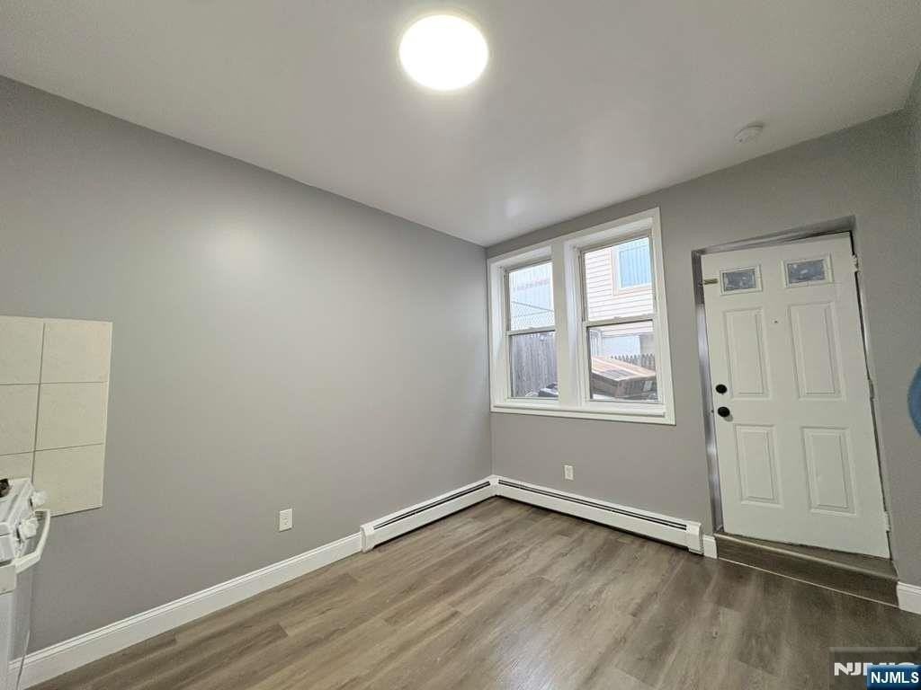 70 Main St Apt 7r - Photo 3 of 11
