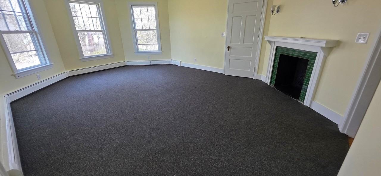 33 S Main St #5 - Photo 4 of 10