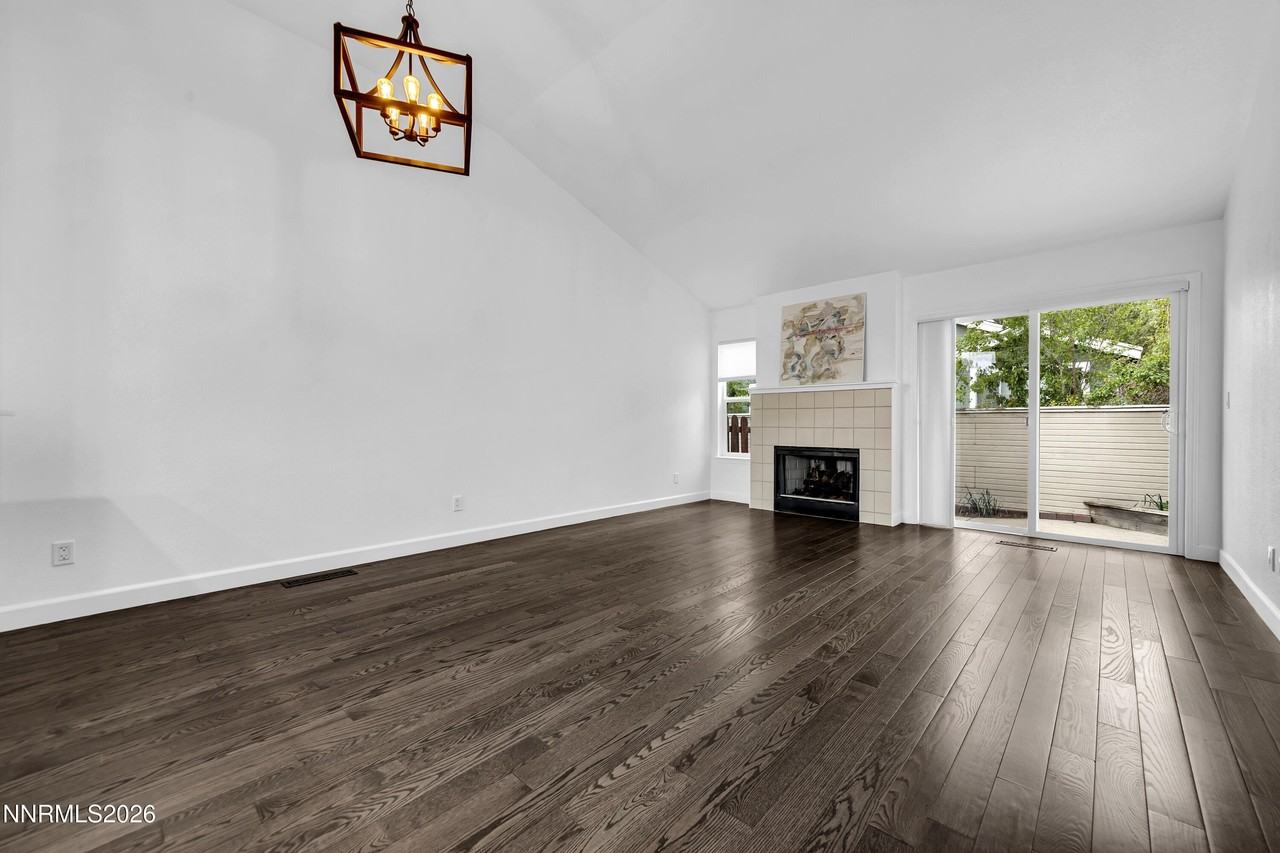 3274 Alum Creek Ct - Photo 3 of 21