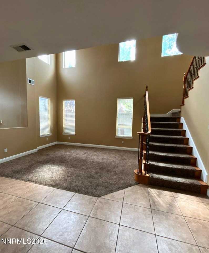 635 Ubaldo Ct - Photo 3 of 18
