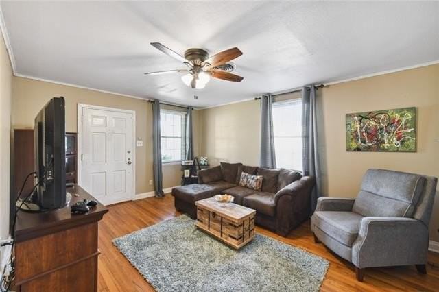 3228 44th St - Photo 6 of 18