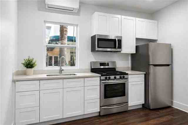 2021 Saint Charles Ave #1A - Photo 6 of 7