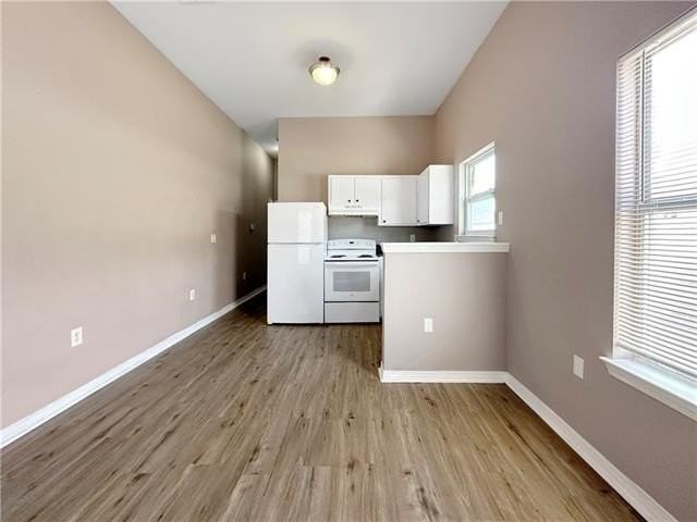 3322 3rd St - Photo 4 of 13