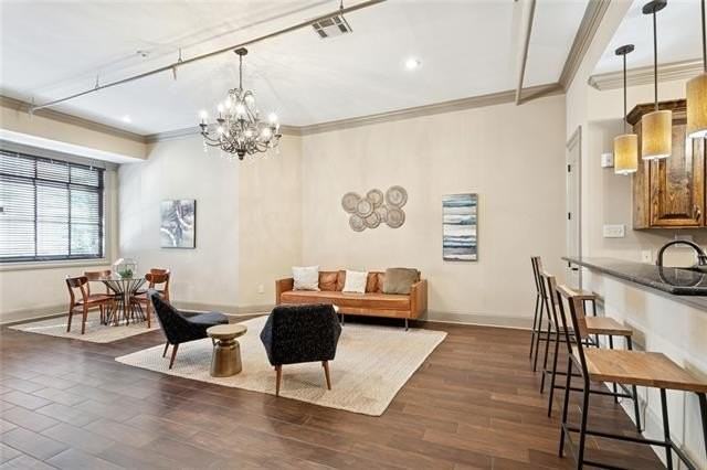 433 Gravier St Unit 1 - Photo 4 of 21