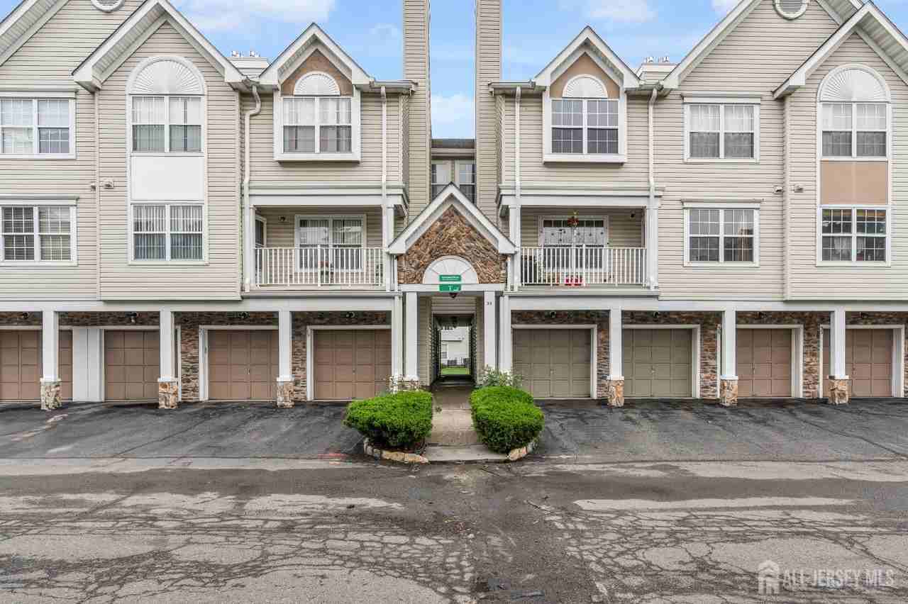 21 Inverness Dr
