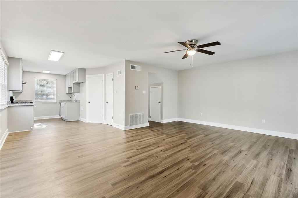 210 Hunt St ##A - Photo 3 of 12