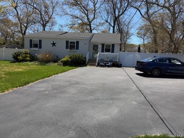 10 Hollingsworth Pl - Photo 3 of 19