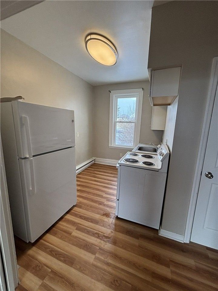 605 E 9th Ave - Photo 4 of 7