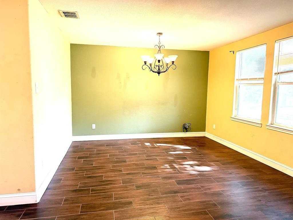 13042 Barbarosa Dr - Photo 3 of 29