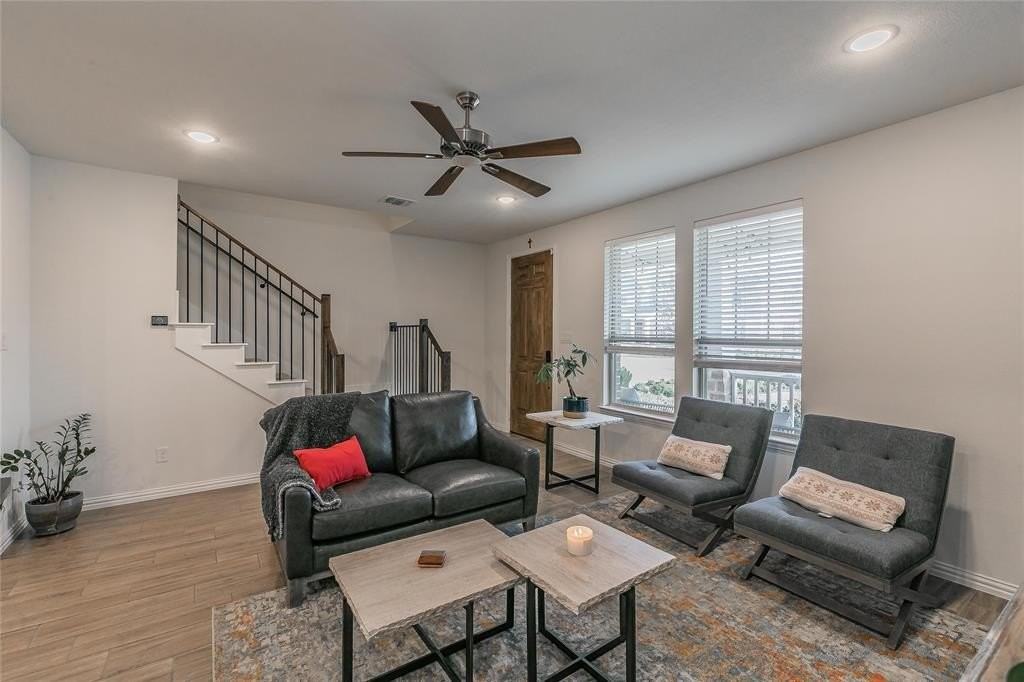 4503 Fossil Opal Ln - Photo 4 of 28