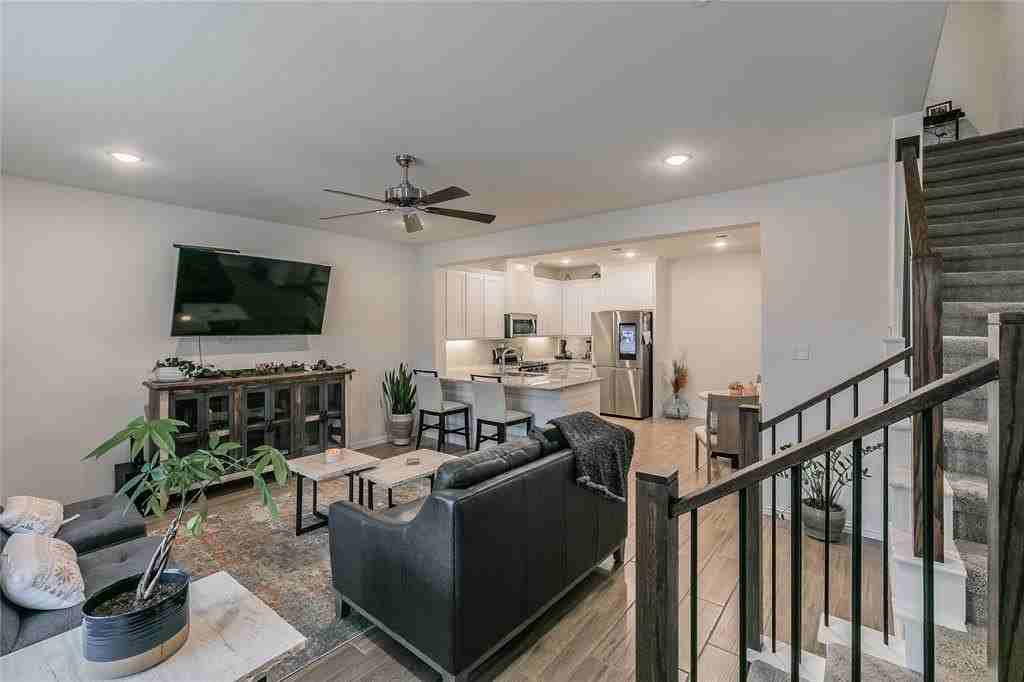 4503 Fossil Opal Ln - Photo 6 of 28