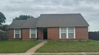 500 Scarlet Oak Dr - Photo 1 of 1