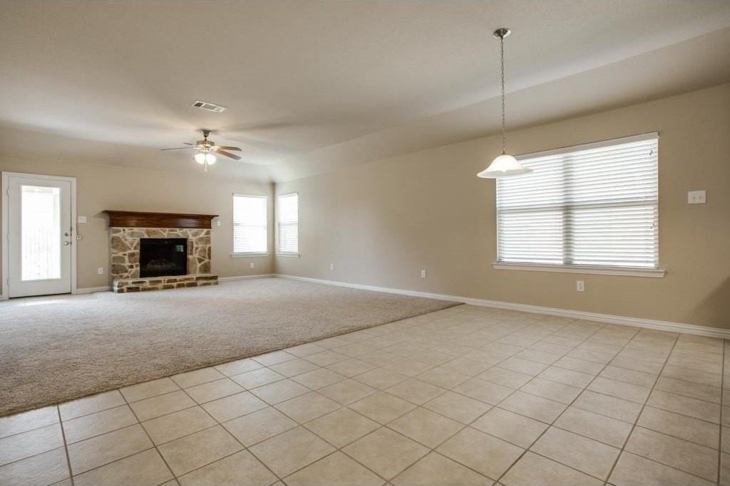 1120 Villa Paloma Blvd - Photo 4 of 24