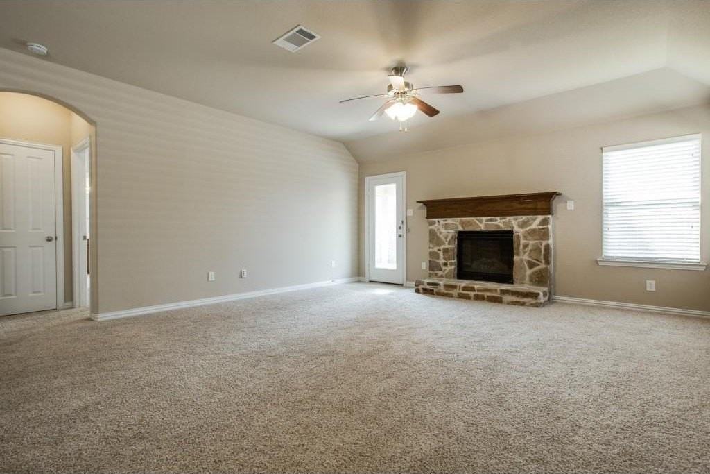 1120 Villa Paloma Blvd - Photo 5 of 24