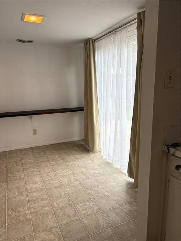 5357 Wonder Dr - Photo 5 of 13
