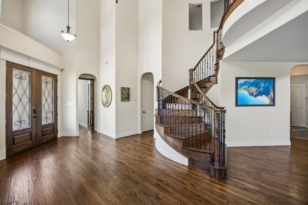 1737 Adalina Dr - Photo 5 of 40