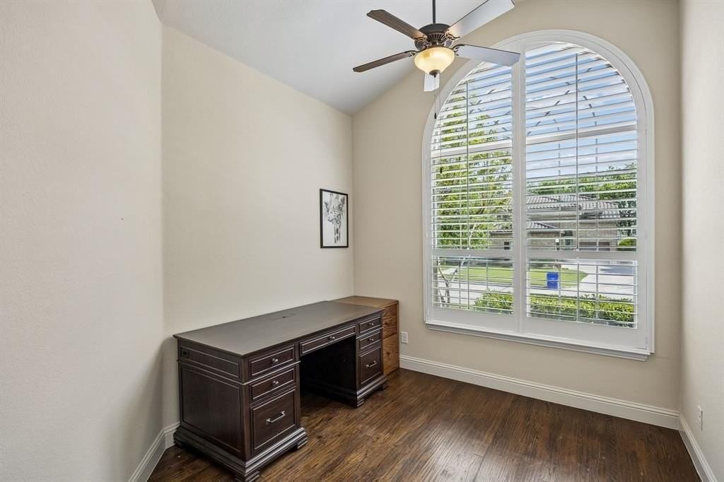 1737 Adalina Dr - Photo 6 of 40