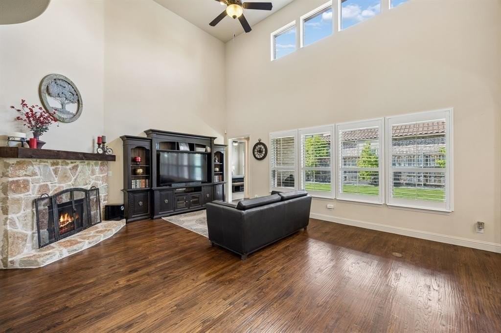 1737 Adalina Dr - Photo 7 of 40