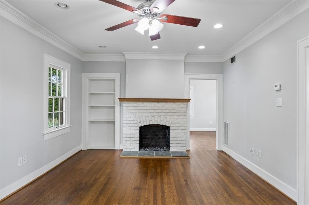 4009 Roswell St - Photo 5 of 30