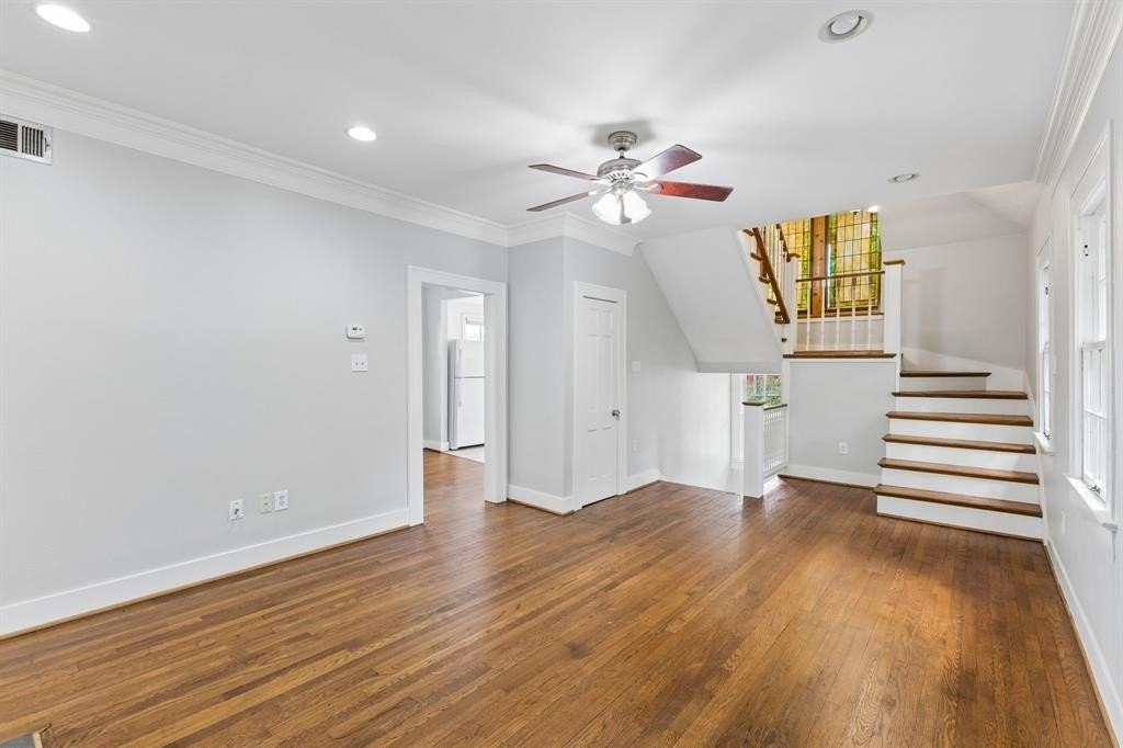 4009 Roswell St - Photo 7 of 30