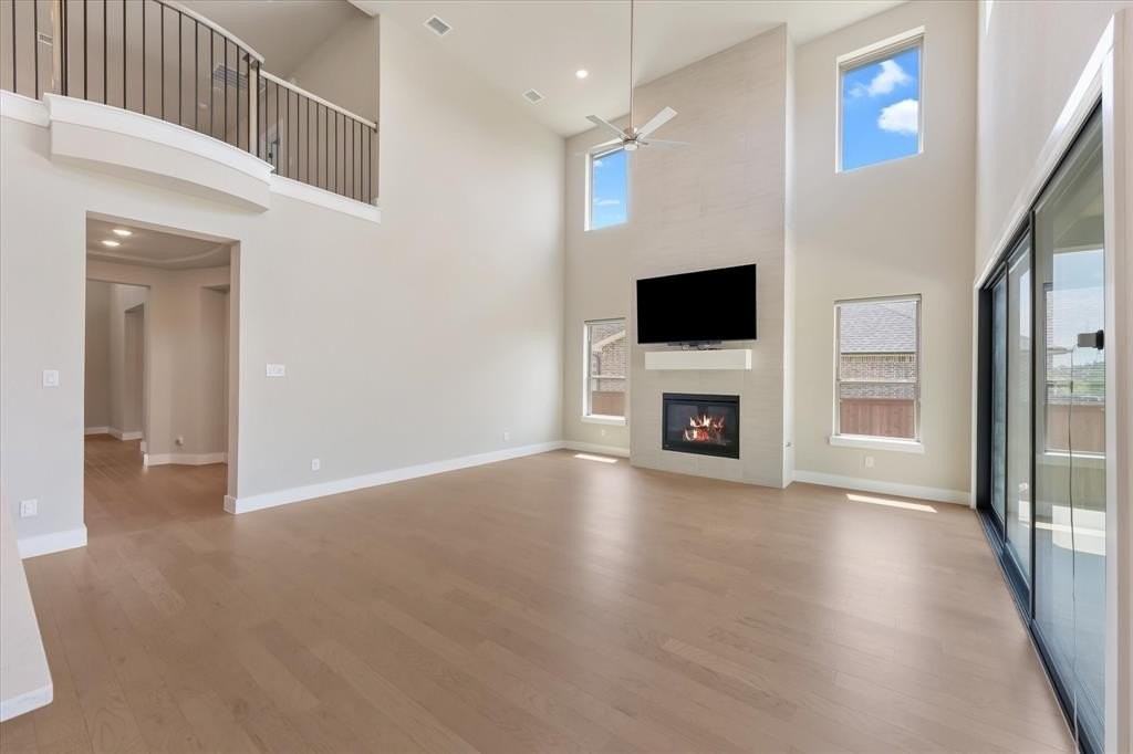 1014 Paradise Ln - Photo 4 of 34