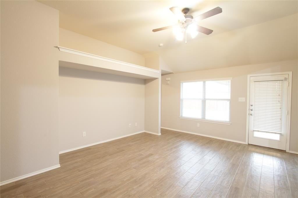 8960 Riscky Trl - Photo 4 of 21