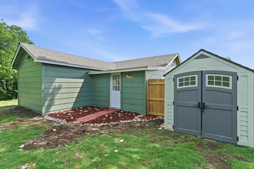 8816 Spaugh Ct - Photo 4 of 15