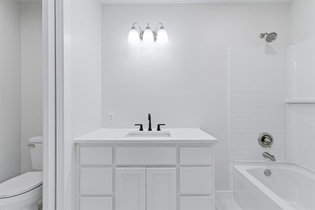 8816 Spaugh Ct - Photo 6 of 15