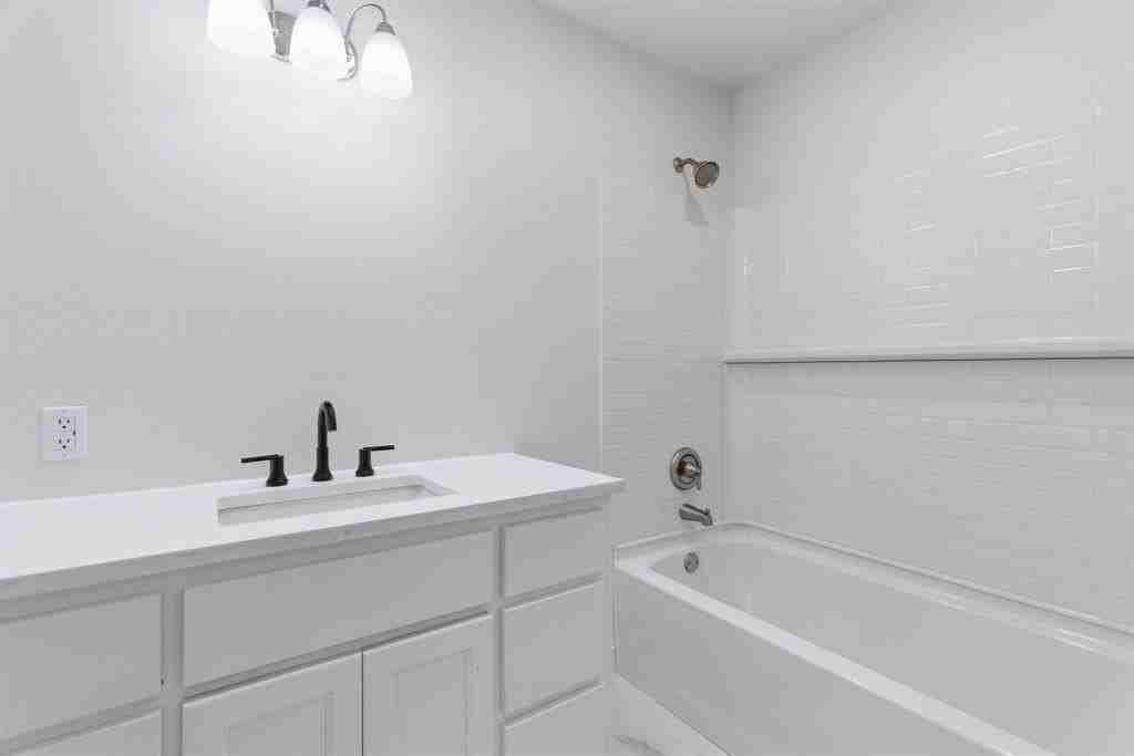 8816 Spaugh Ct - Photo 7 of 15