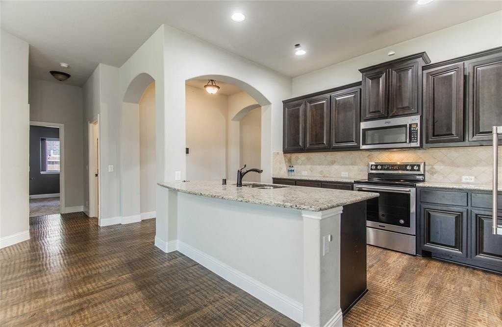 2104 Burke Dr - Photo 7 of 22