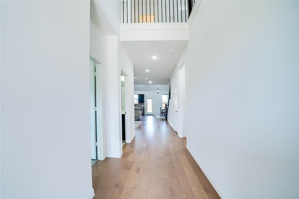 1409 Ladys Mantle Way - Photo 4 of 40
