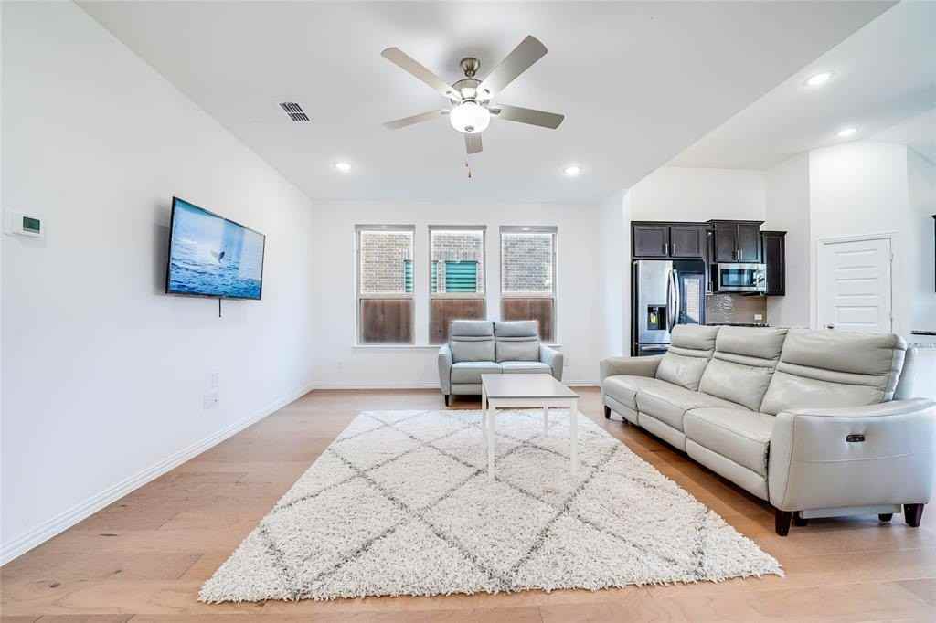 1409 Ladys Mantle Way - Photo 5 of 40