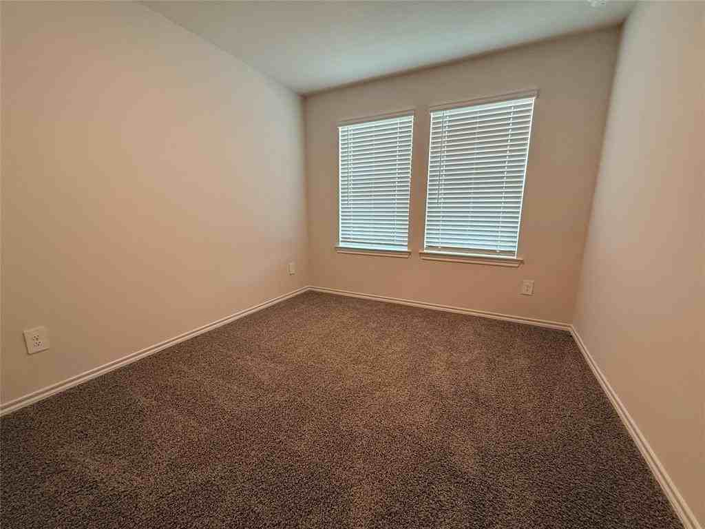 4108 Malachite Dr - Photo 5 of 15