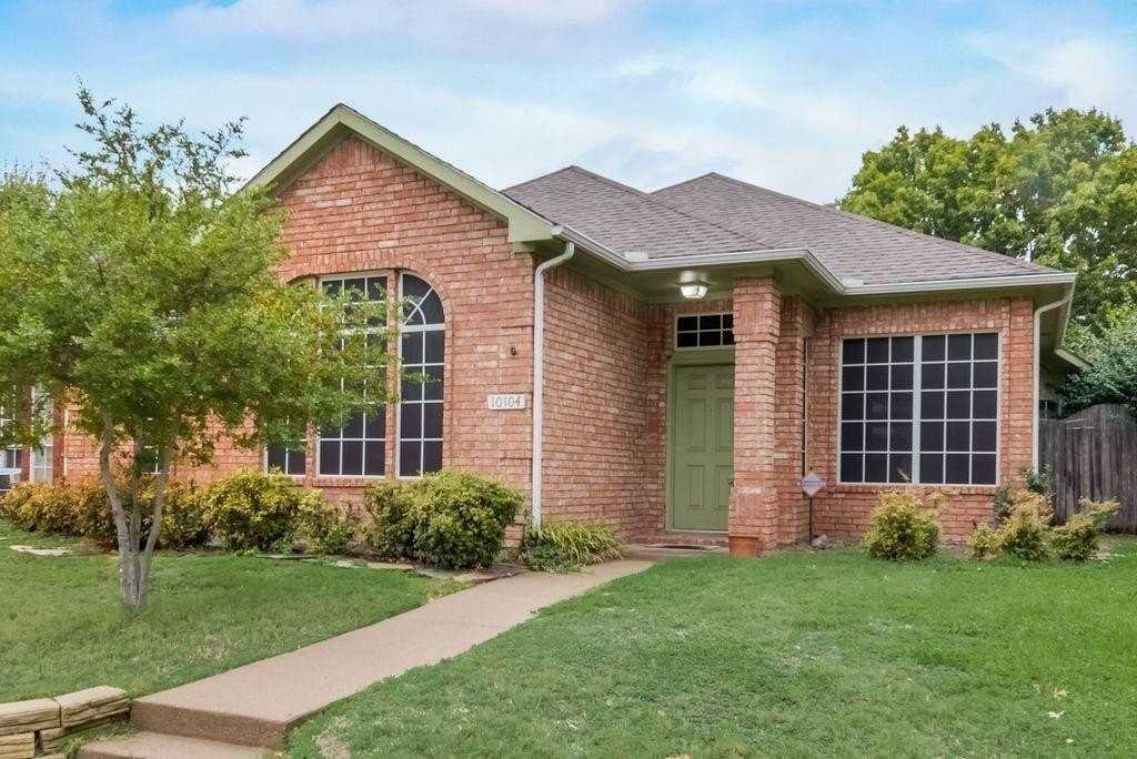 10104 Burgundy Dr - Photo 2 of 17