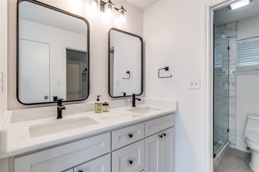 8418 Towneship Ln - Photo 7 of 17