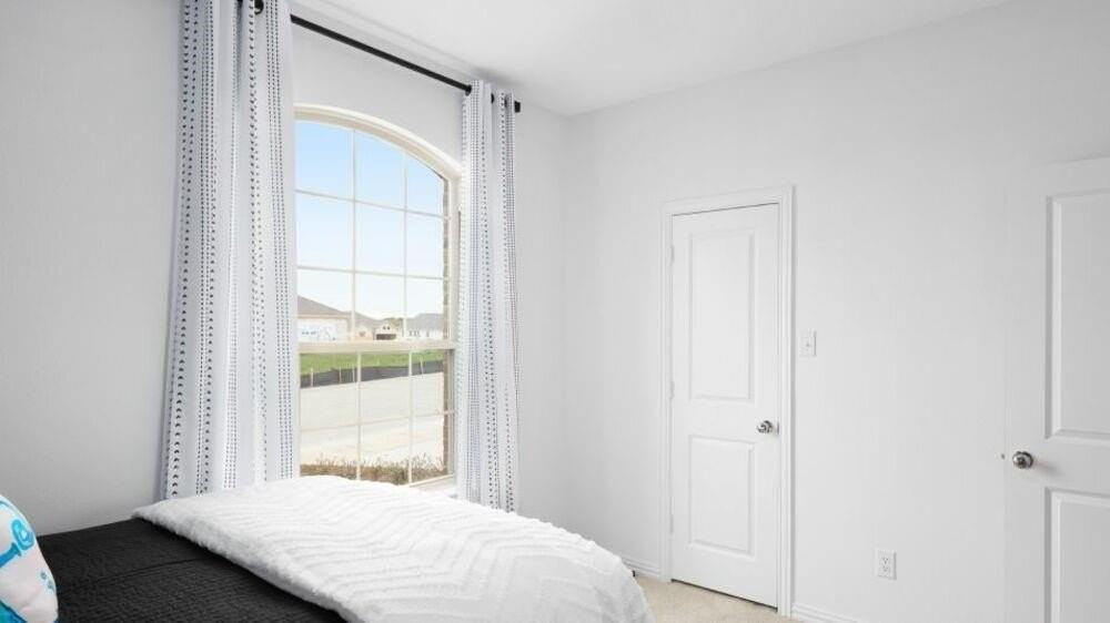 1226 Banyan Dr - Photo 3 of 25