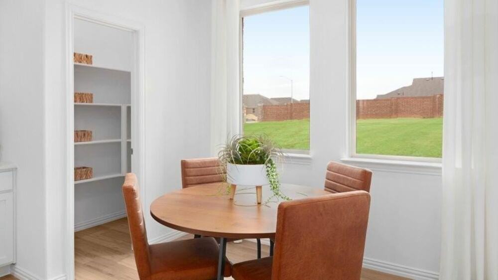 1226 Banyan Dr - Photo 5 of 25