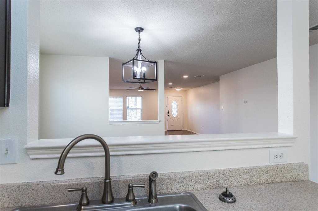 2629 Clear Brook Dr - Photo 3 of 23