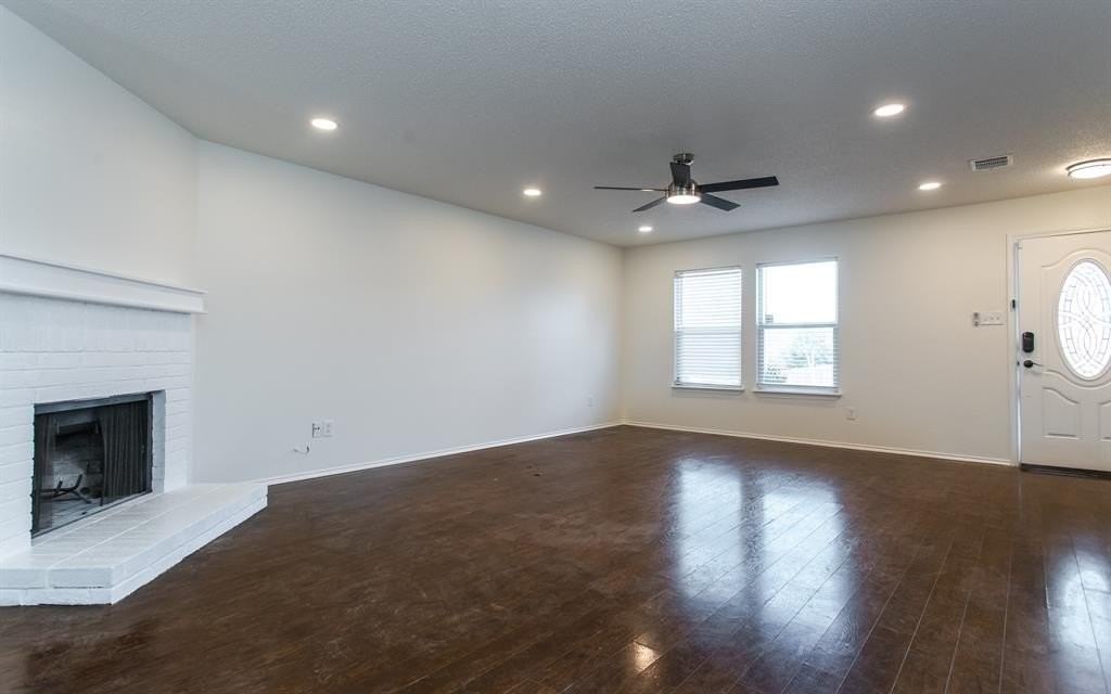 2629 Clear Brook Dr - Photo 5 of 23