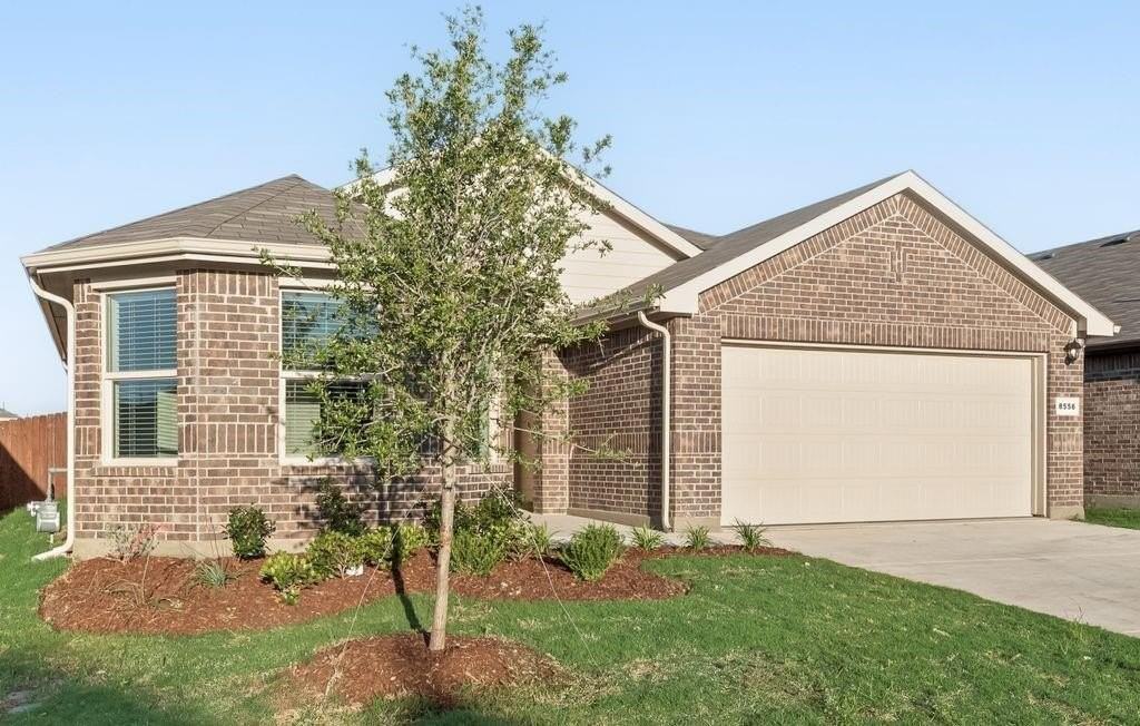 8556 Dunnstown Dr - Photo 2 of 24