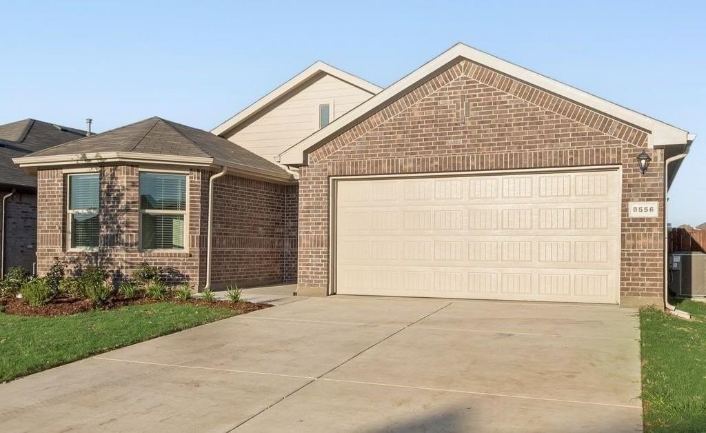 8556 Dunnstown Dr - Photo 4 of 24
